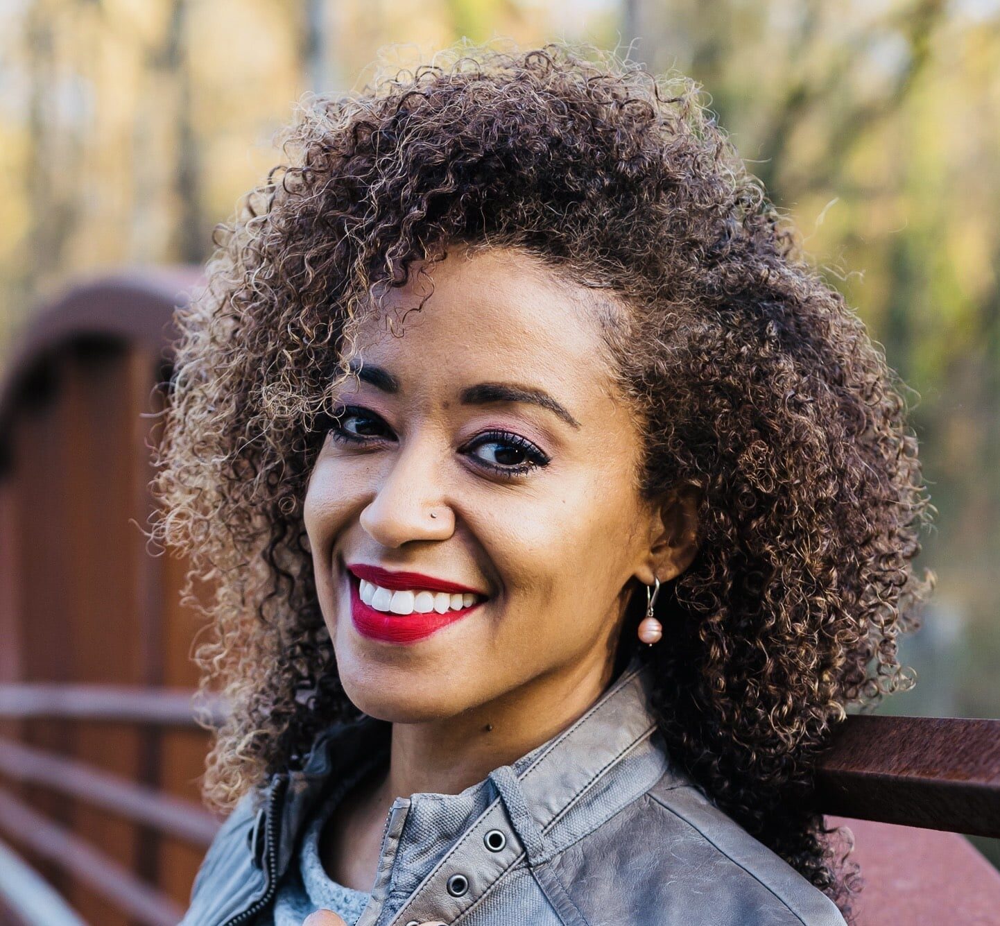 Headshot of Dr. Candy Cole Jones guest on MDIB Podcast