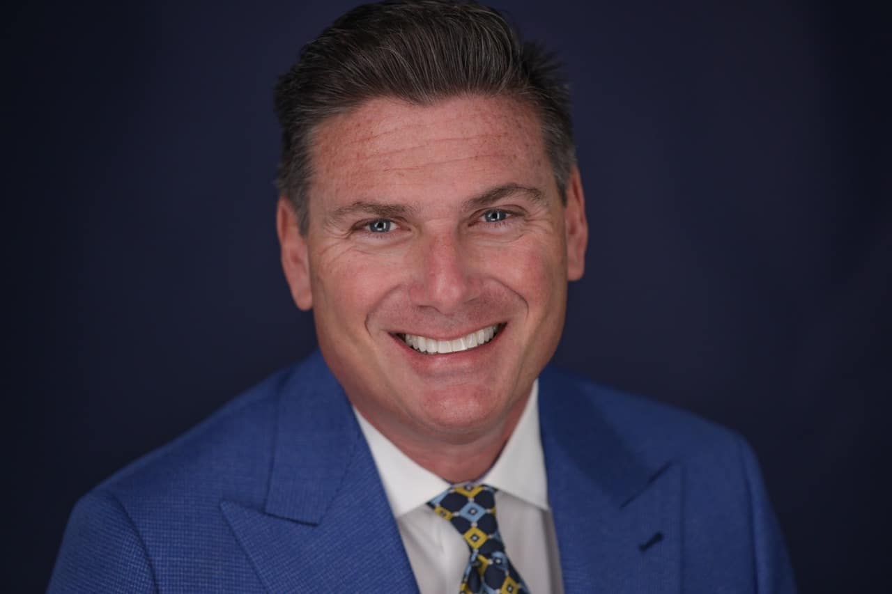 Headshot of Dr. Rob Ritter guest on MDIB Podcast