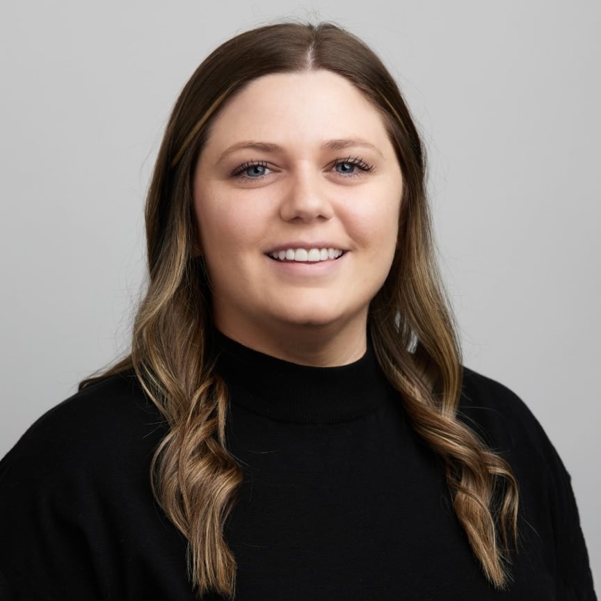 Portrait of Lauren Kearl of Dentist Advisors